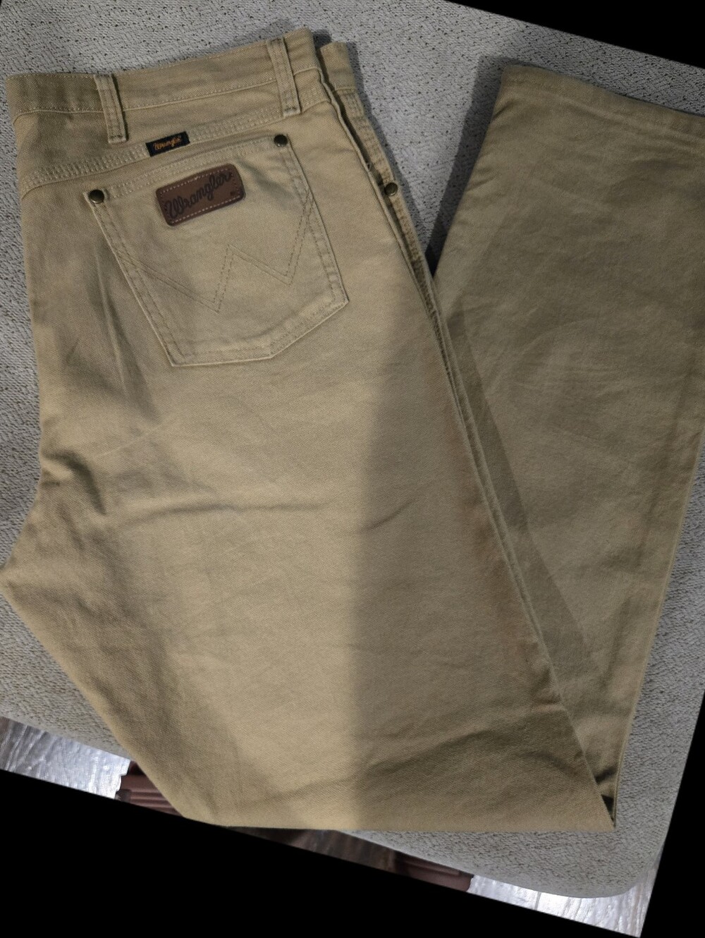 Wrangler Premium Performance Tough Comfort Cowboy Cut Regular Fit Canvas Jeans